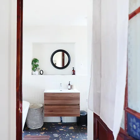 Adele, Bow-window Vue -appt 04 公寓 梅尔·莱斯·拜恩斯